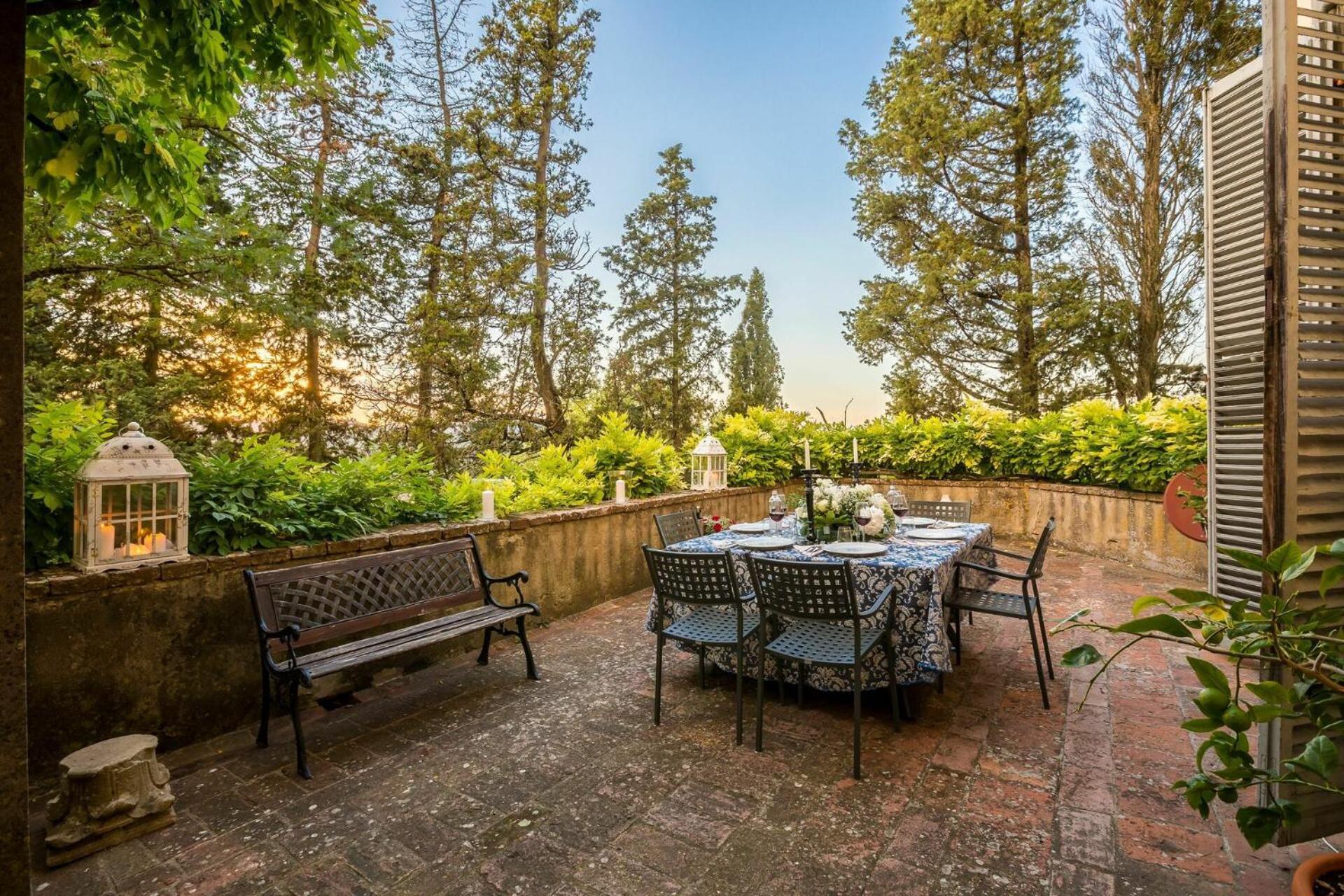 Castello Di Montegufoni By Posarellivillas Villa *